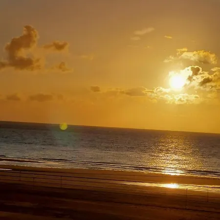 Hydro Palace 02.17 Апартаменты Остенде