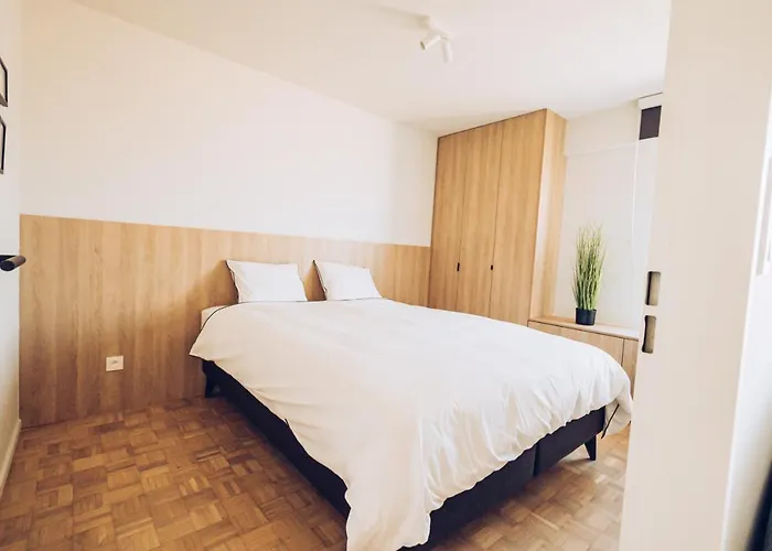 Hydro Palace 02.17 *